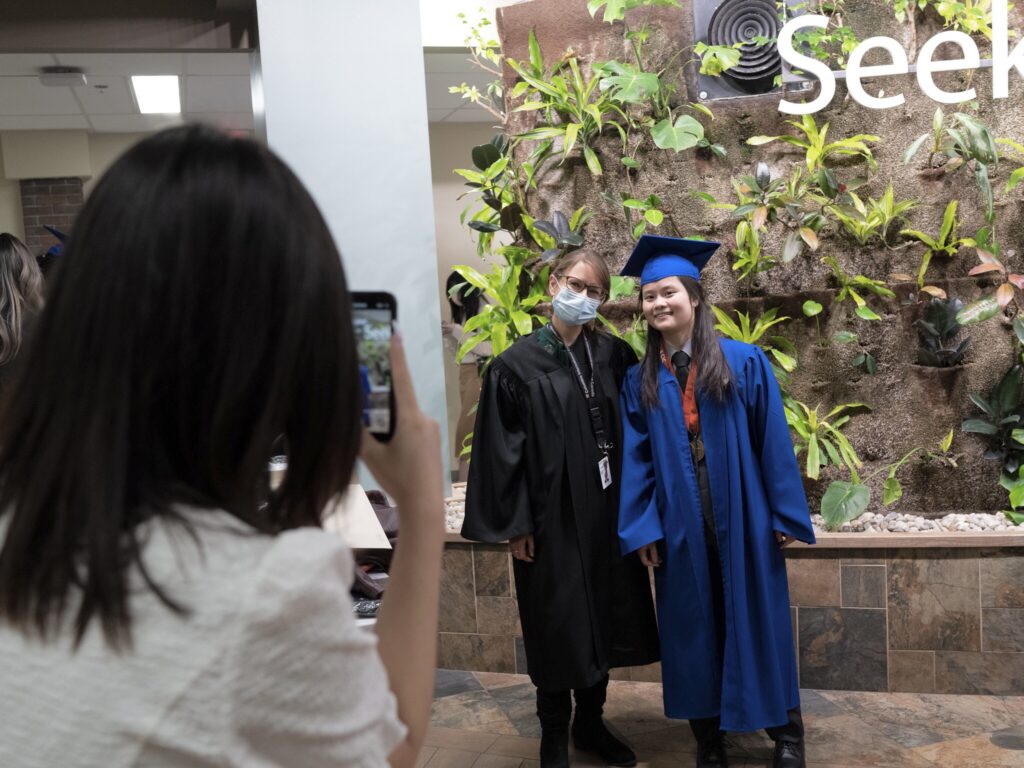 20221214_185736064_iOS